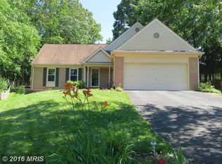 9103 Paloma Ln, Springfield, VA 22153