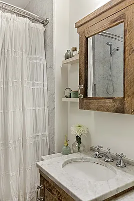 Sold by Corcoran | media 15