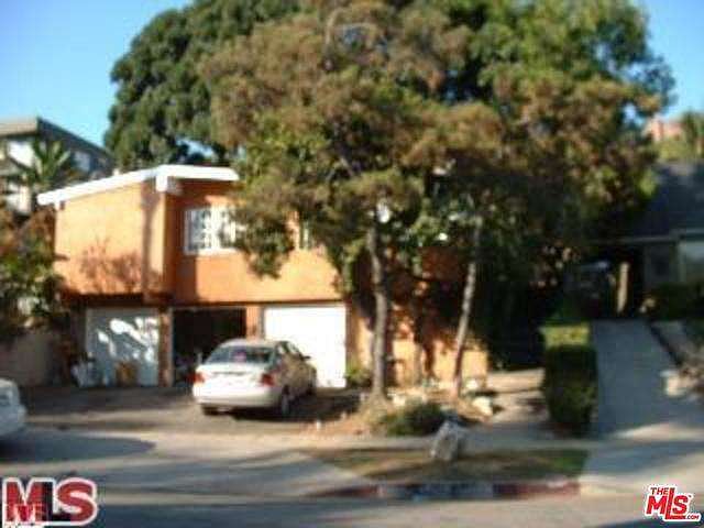 1st image of 8561 W Knoll Dr