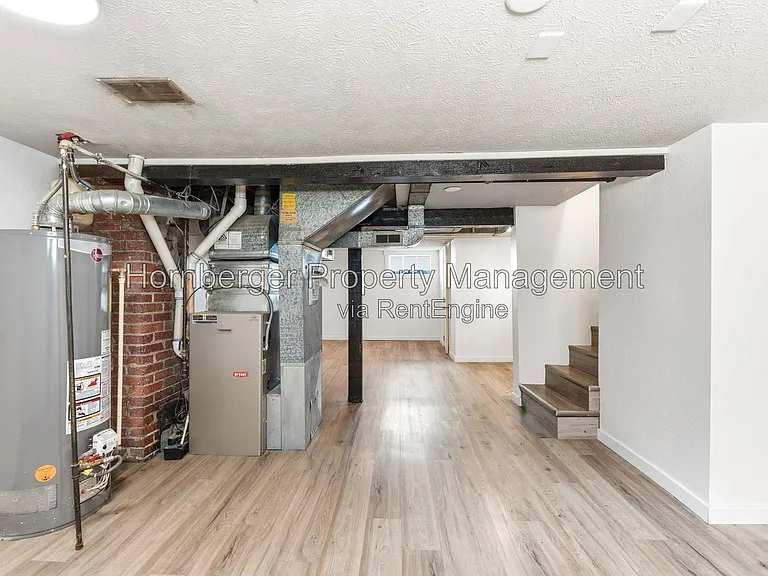 2719 E Columbia Ave — Photo 28