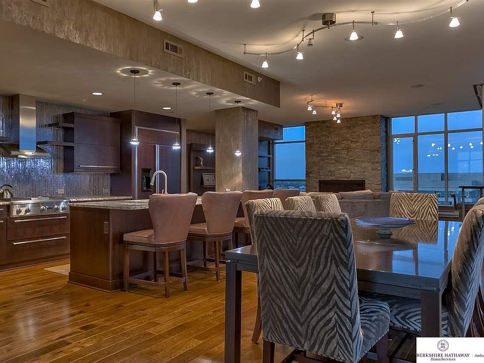 1st image of 444 Riverfront Plz APT 902