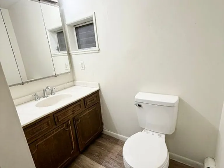 637 W Philadelphia St #1 — Photo 12