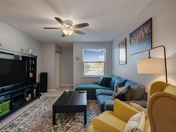 3rd image of 4318 La Mora Ct