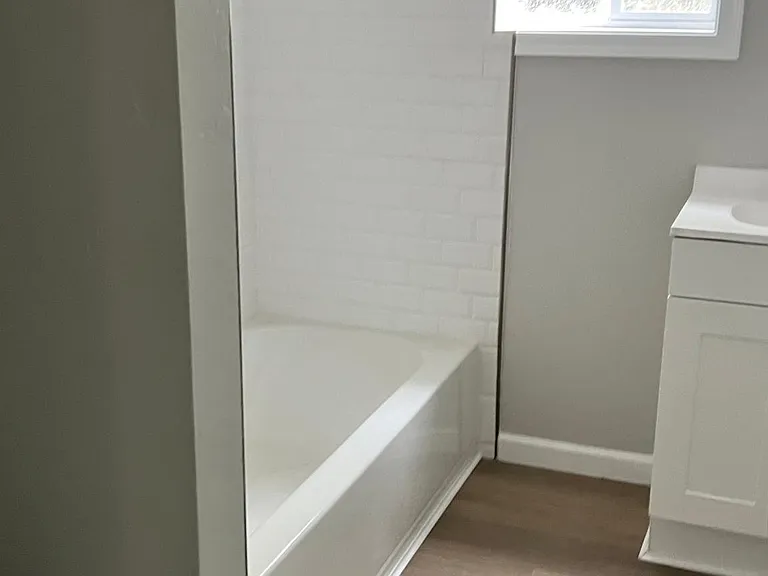 618 Elm St — Photo 5