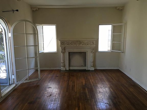 2nd image of 445 S Detroit St APT 202