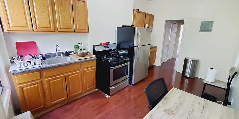 Rented by Henry Management | media 2