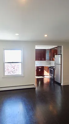 Rented by Grand & Co. | media 8