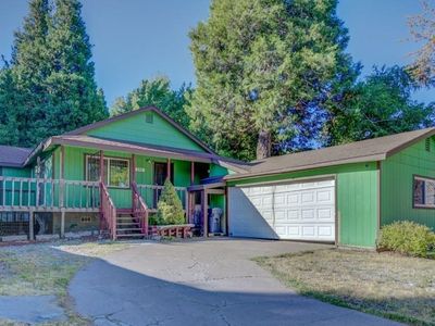 409 E Lake St, Mount Shasta, CA, 96067