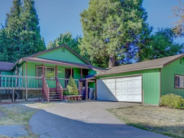 409 E Lake St, Mount Shasta, CA 96067