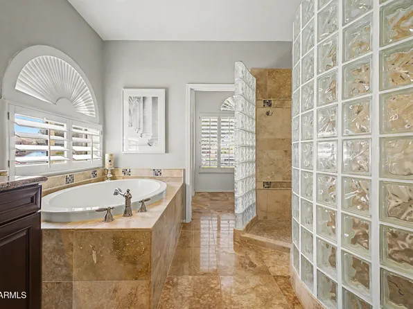 1520 W BARTLETT Way, Chandler, AZ 85248