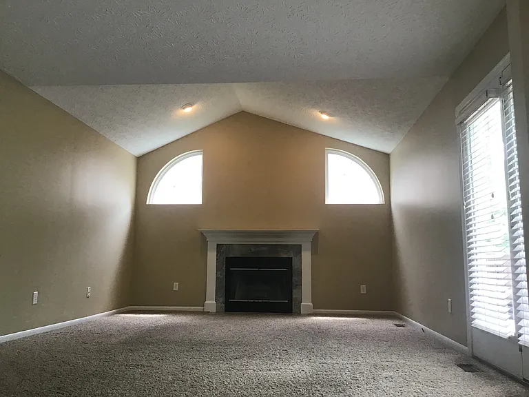 6560 Copperleaf Ln — Photo 5
