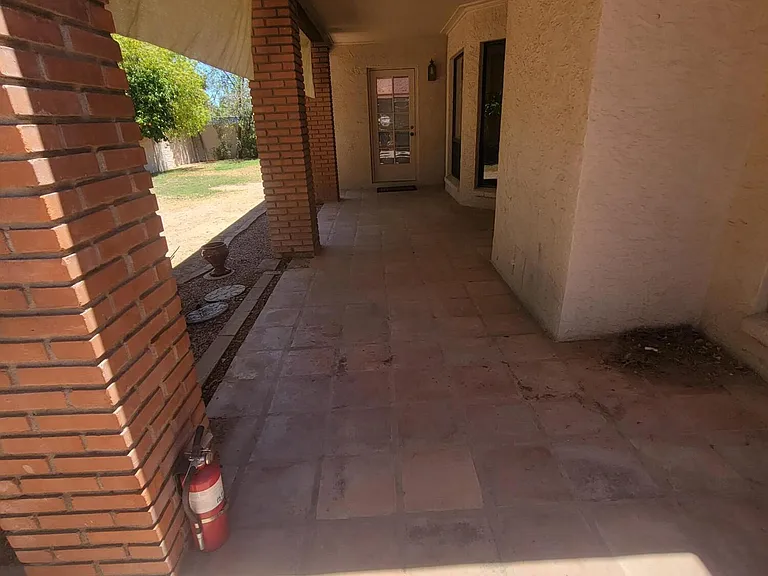 220 E Aster Dr — Photo 15