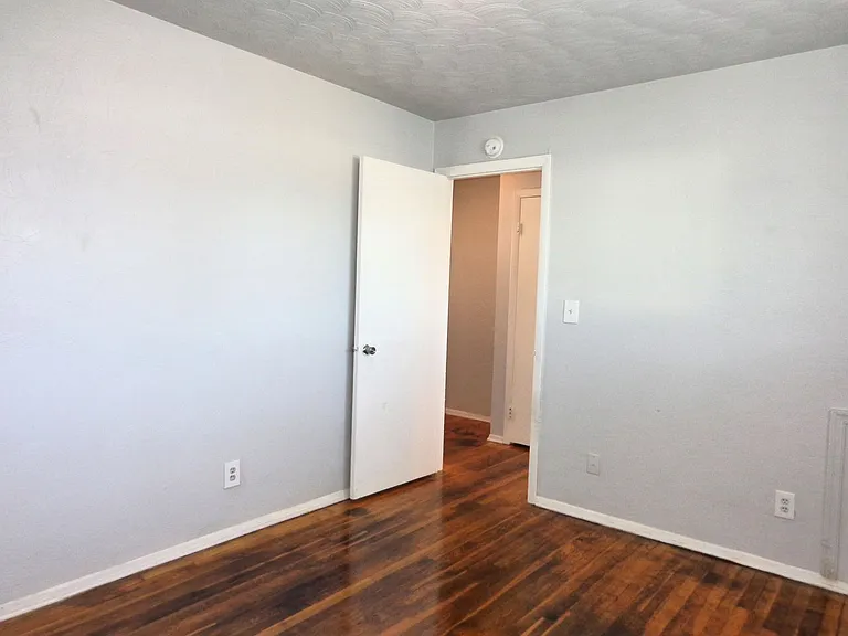 Pembroke Pines Apartments — Photo 24