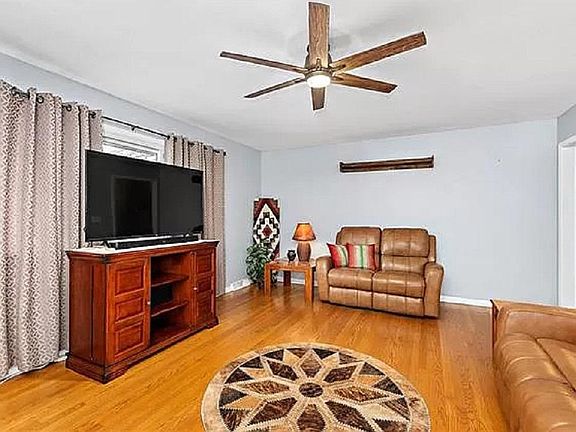 3rd image of 2306 N 82nd Ter
