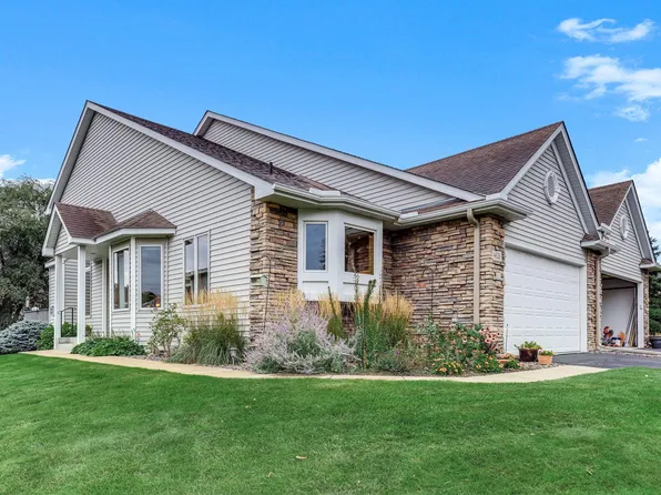 4626 Greenhaven Dr, Saint Paul, MN 55127