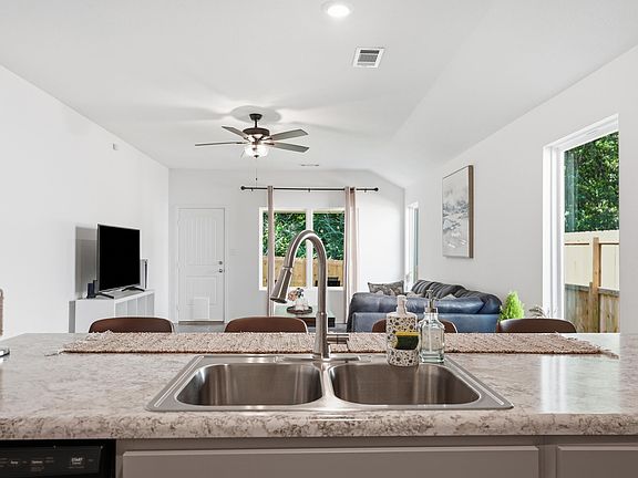 4th image of 1266 Crotale St