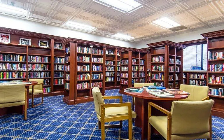 550 SW 138th Ave #206K — Photo 43