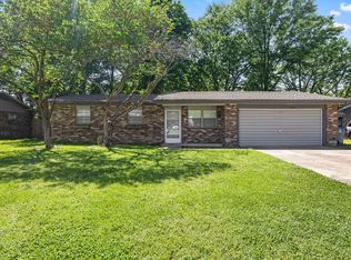1208 SW B St, Bentonville, AR 72712