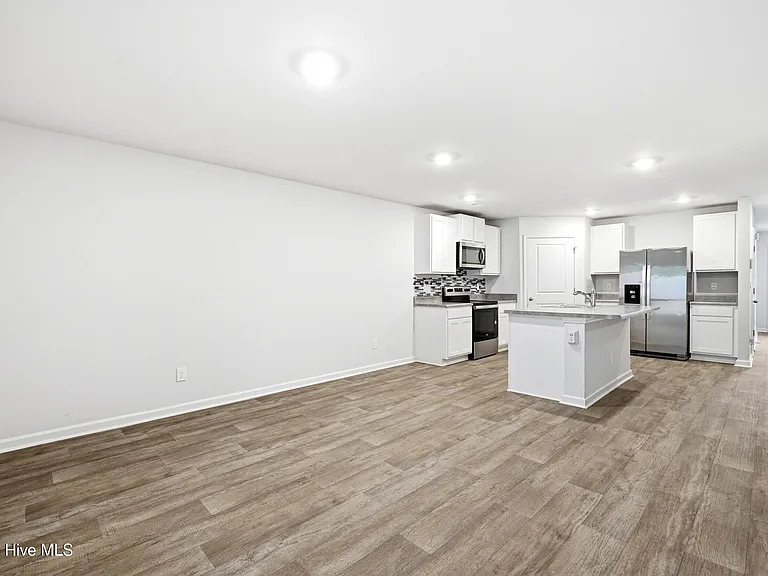 1636 Bellamy Place Dr — Photo 7