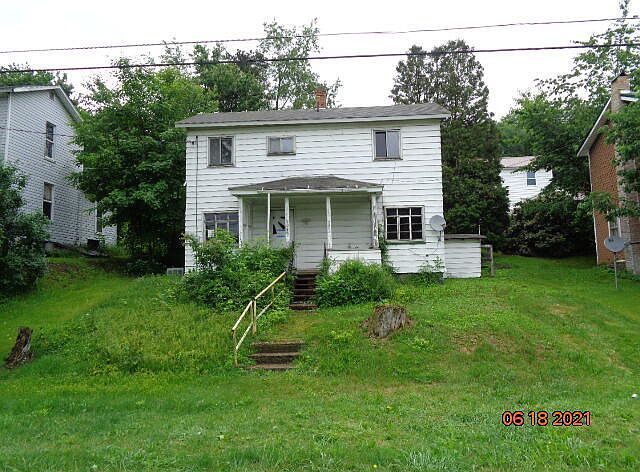1st image of 1046 Jackson St