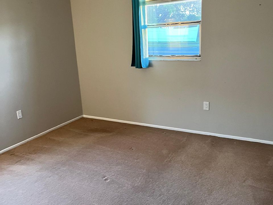1st image of 2502 Terry Ln #2502