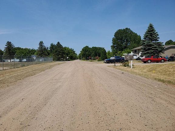 4th image of 8717 239th Ln NE
