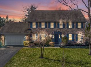 1525 Placer Ct, Naperville, IL 60565