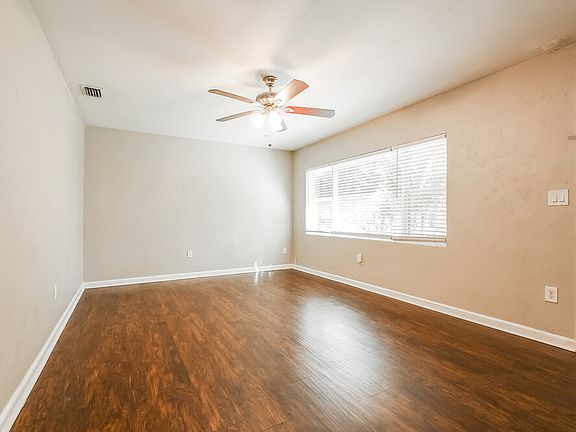 3rd image of 5323 Kalmia Dr