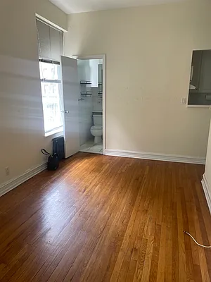 Rented by Smart City Real Estate LLC | media 10