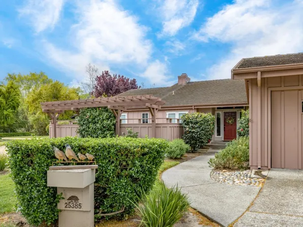 25385 Markham Ln, Salinas, CA 93908