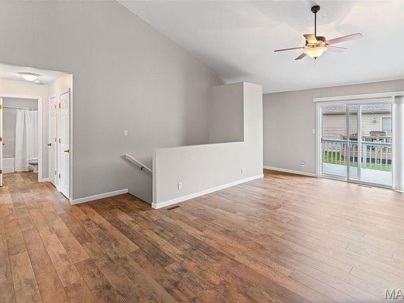 4th image of 150 Field Crossing Dr Unit A