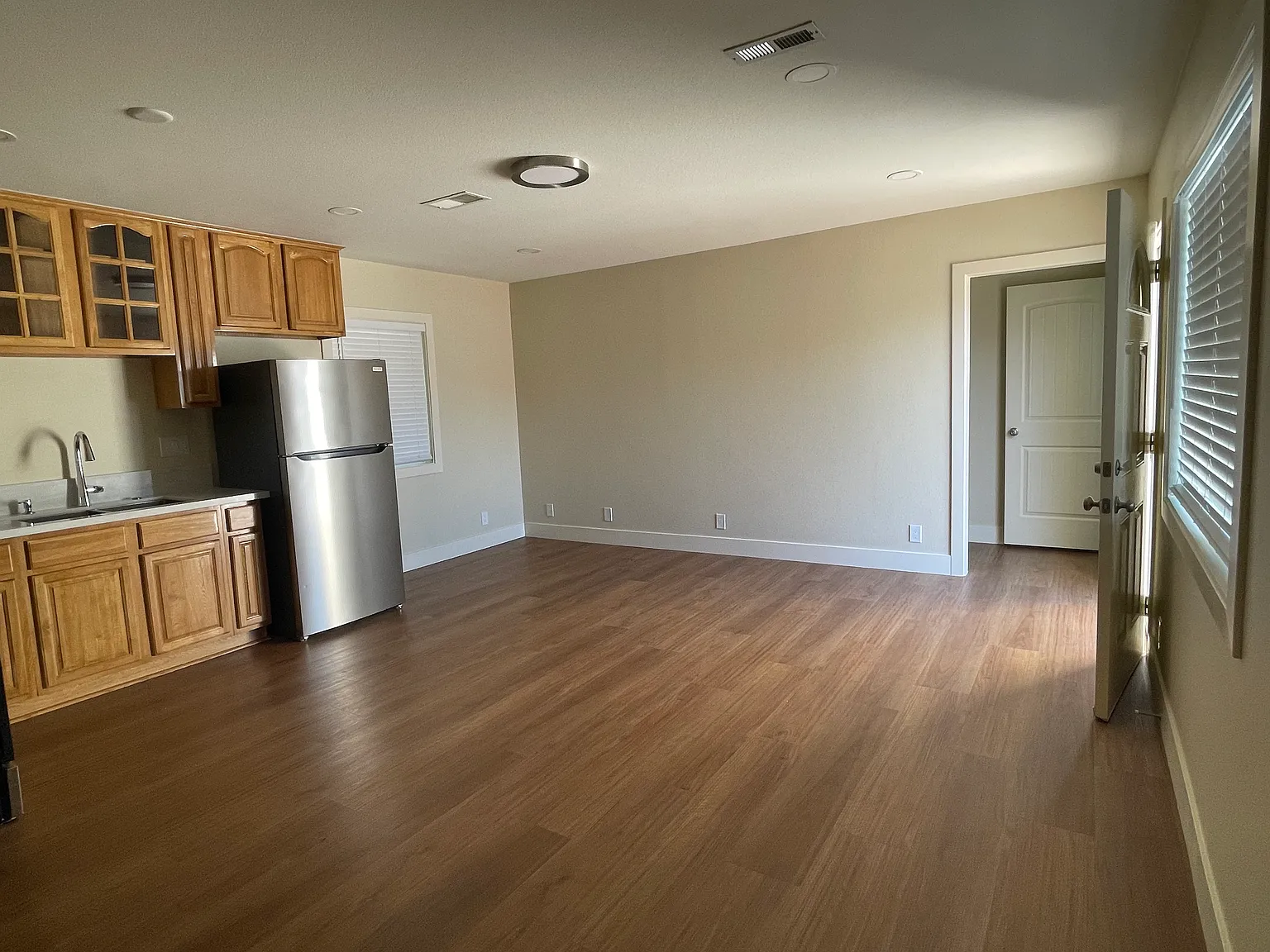 Lemoran Ave, Pico Rivera — Photo 2