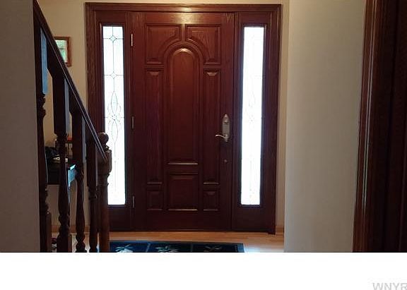 3rd image of 1394 Vanderbilt Ave