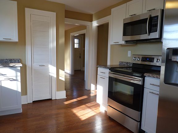4th image of 6808 NE Washington Pike