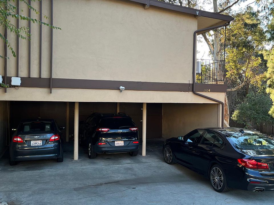 1st image of 2604 Montrose Ave #1