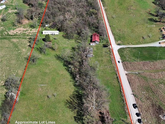 4th image of 12129 Roy Jech Farm Rd