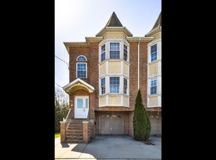 740 Trumbull St, Elizabeth, NJ 07201