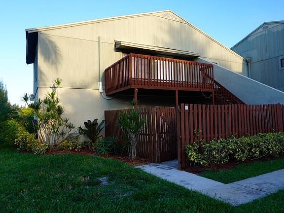 2nd image of 11 Crossings Cir APT E
