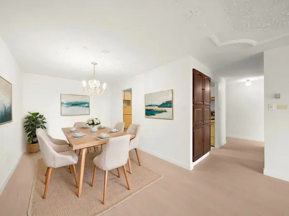 6651 Minoru Blvd #1002, Richmond, BC V6Y 1Z2