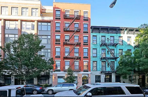 Rented by MOTION New York | media 6