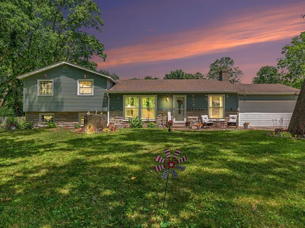 18255 Brightlingsea Pl, South Bend, IN 46637