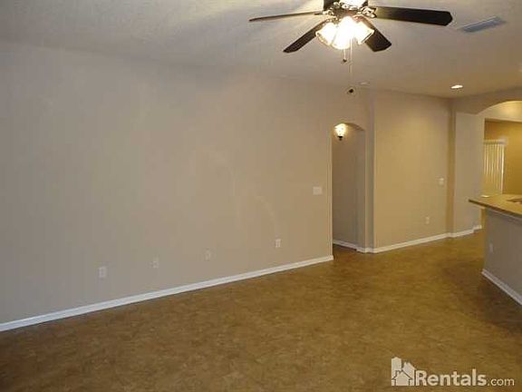 5th image of 1524 Rolling Meadow Dr