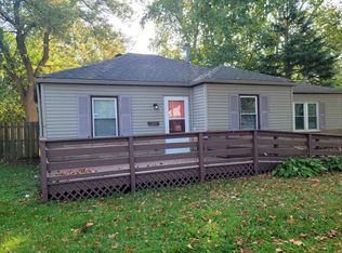 3225 Crooks Rd, Rochester, MI 48309