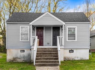 210 Morgan Pl, High Point, NC 27260