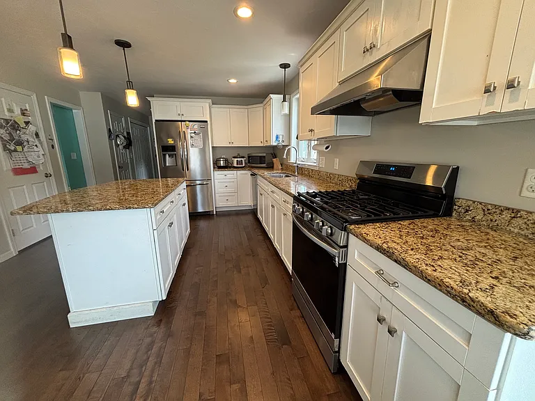 699 Summer St — Photo 10