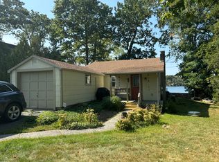 17 Lake Shore Dr N, Salem, NY 12865