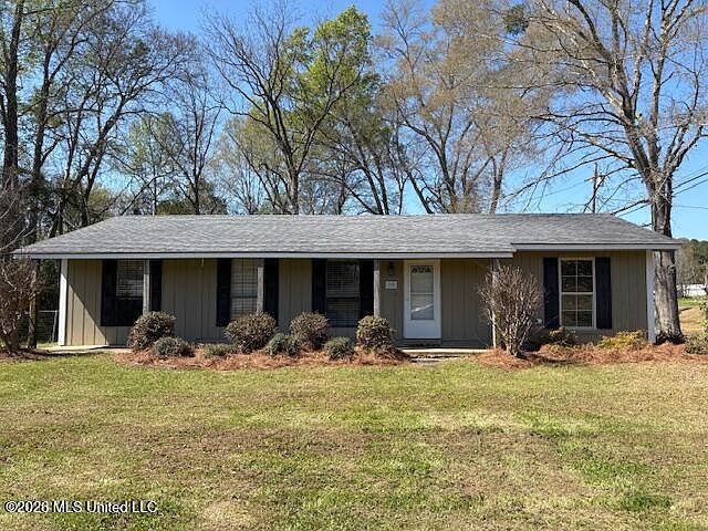 1st image of 386 Tom Berry Rd