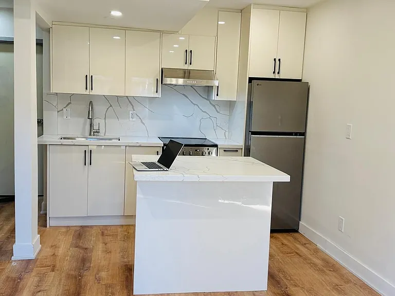 9 Tilley Dr — Photo 4