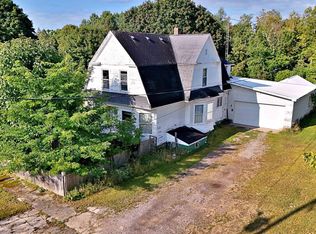 209 Maple St, Tustin, MI 49688