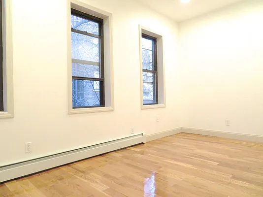 Rented by Bohemia Realty Group | media 16